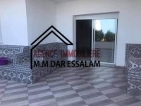 appartement avec un studio à vendre