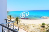 appartement s+3 vue sur mer pied dans l'eau