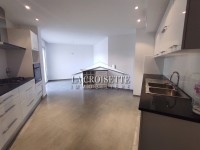 Appartement S+4 avec chambre de service aux Berges