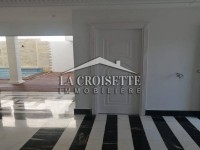 Appartement S+4 avec jardin et piscine à La Soukra