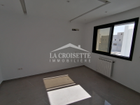 Appartement S+4 avec terrasse à La Soukra  ZAL0574