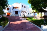 Avendre villa avec piscine sur un terrain de1021m²