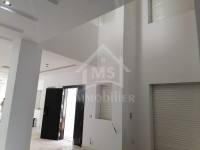Belle et luxueuse villa à vendre à Mrezga 51355351