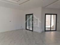 Belle et luxueuse villa à vendre à Mrezga 51355351
