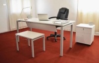 Bureau FIRST avec plateau en MDF