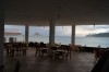 café resto + 3 appartement pied dans l'eau