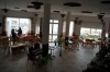 café resto + 3 appartement pied dans l'eau