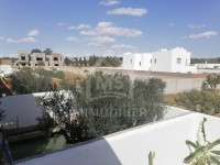 Charmante villa avec piscine à vendre à Hammamet 