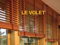 ENTRTIEN STORE EN BOIS