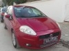 Fiat Grandu Punto rouge en très bon état