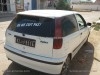FIAT PUNTO blanche 