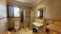 GRANDE MAISON SUR MEZRAYA DJERBA ZA-RÉF V693