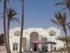 grande villa et commerce de restauration à la mer
