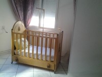Lit avec matela pour bebe'