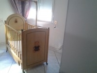 Lit avec matela pour bebe'