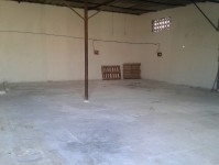 local industriel ou commercial ou de stockage 