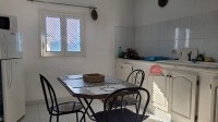 LOCATION ANNUELLE D'UN APPART EN ÉTAGE-RÉF L656