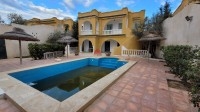LOCATION APPARTEMENT AVEC PISCINE COMMUNE-RÉF L651