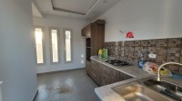 LOCATION DUPLEX SANS MEUBLES A HOUMT SOUK-RÉF L660
