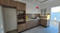 LOCATION DUPLEX SANS MEUBLES A HOUMT SOUK-RÉF L660