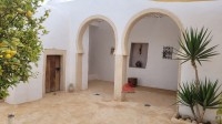 LOCATION SAISONNIÈRE HOUCH AVEC PISCINE REF L650