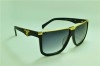 lunettes de soleil PRADA