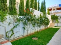 Luxieuse villa avec piscine et jardin à vendre 