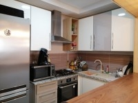 luxueux appartement vide s+1 a ennaser 