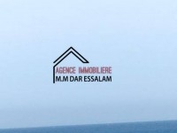maison avec deux étage près de la mer