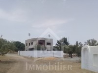Maison inachevée à Manaret El Hammamet à 180 MD 
