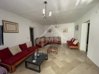 Maison pied dans l'eau à vendre à 390 MD 51355351