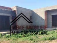 maison près de la mère