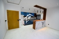 Maison RDC S+2 avec grand terrasse à vendre 