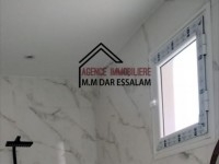 maison style américain près de la mer