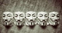 Masque Anonymous Original + 1 ITag offert
