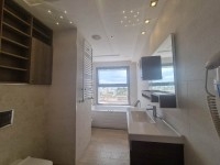 Penthouse fleur de lune (réf: v2668)