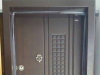 PORTE BLINDEE