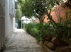 RDC de villa  avec un immense jardin-Cité Les Pins