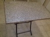 Table d'étude + chaise à 25 DT