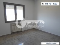 un  bel appartement s+2 a ain zaghouen nord 