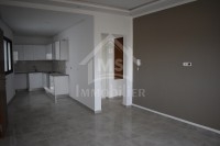 Un appartement S+2 à vendre à Mrezga 51355351