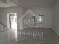 Un duplex avec piscine à vendre à Yasmine Hammamet