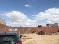 Un lot de terrain clôturé à vendre à Hammamet Sud 