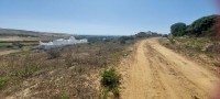 un terrain au colline avec une vue panoramique