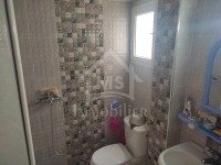 Une belle maison avec garage à vendre à 195 MD 