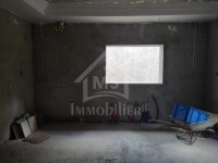 Une maison avec garage et studio à vendre à 290 MD