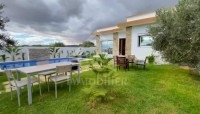 Une villa avec piscine à vendre à 400 MD 51355351