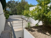 Une villa S+5 avec piscine à Carthage ZVL0336