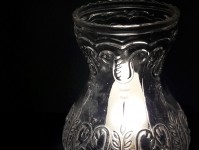 Veilleuse Ancienne Modèle Et Vase À Fleur Cristal
