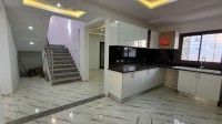 VENTE BELLE VILLA NEUVE À HOUMT SOUK RÉF - V569